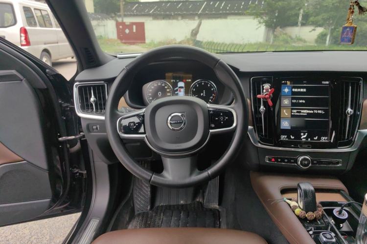 Used Volvo S90 2021 B5 Zhiyi Luxury Edition Steering Wheel