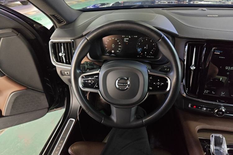 Used Volvo S90 2021 B5 Zhiyuan Luxury Edition Steering Wheel