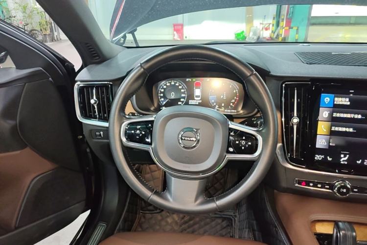 Used Volvo S90 2021 B5 Zhiyi Luxury Edition Steering Wheel