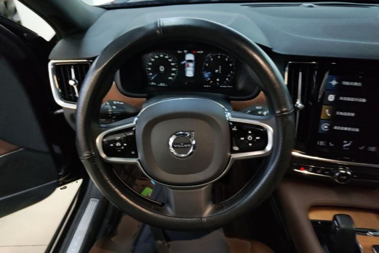 Used Volvo S90 2021 B5 Zhiyi Luxury Edition Steering Wheel