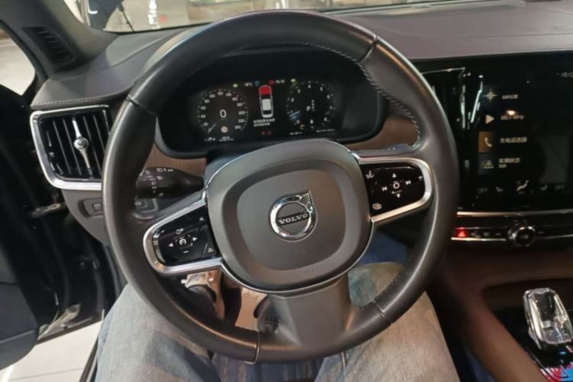 Used Volvo S90 2021 B5 Zhiyuan Luxury Edition Steering Wheel