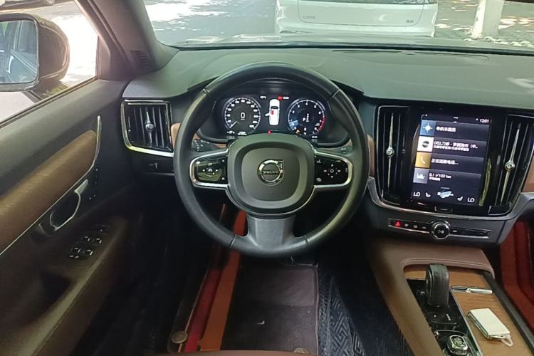 Used Volvo S90 2021 B5 Zhiyi Luxury Edition Steering Wheel