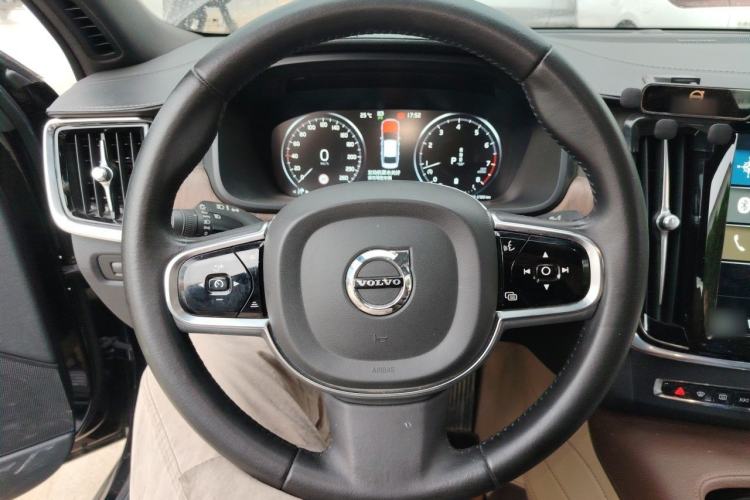 Used Volvo S90 2021 B5 Zhiyuan Luxury Edition Steering Wheel