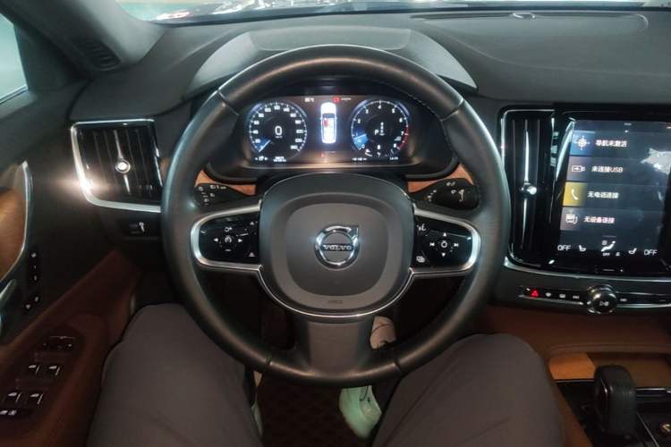 Used Volvo S90 2021 B5 Zhiyi Luxury Edition Steering Wheel