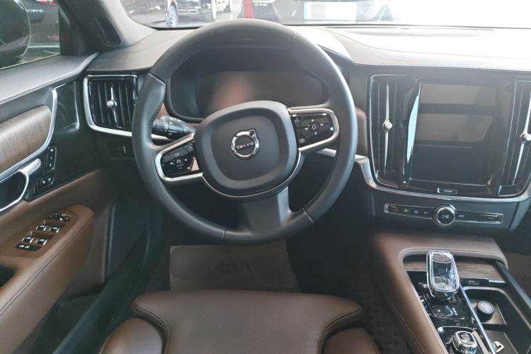 Used Volvo S90 2021 B5 Zhiyuan Luxury Edition Steering Wheel