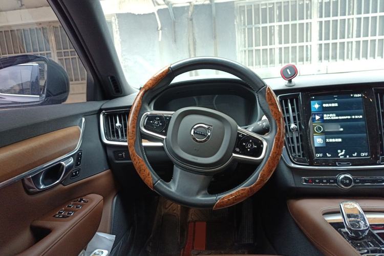Used Volvo S90 2021 B5 Zhiyi Luxury Edition Steering Wheel