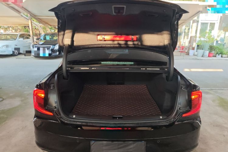 Used Volvo S90 2021 B5 Zhiyuan Luxury Edition Trunk