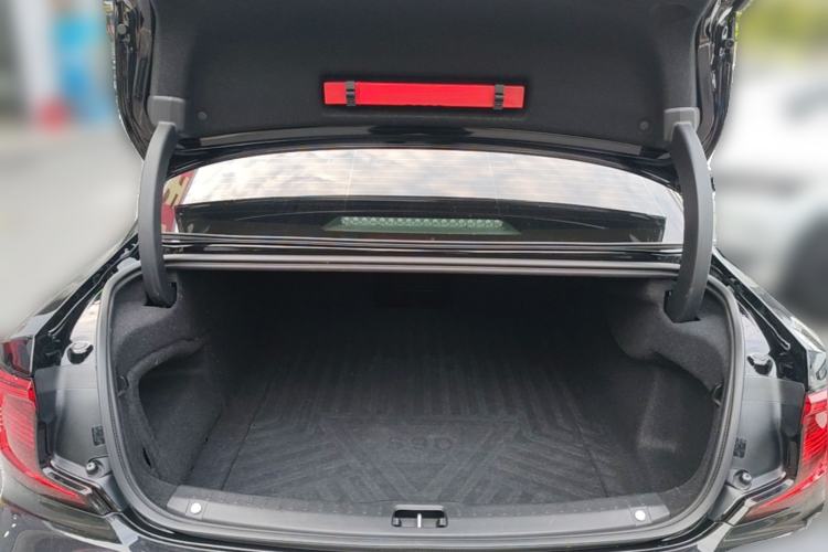 Used Volvo S90 2021 B5 Zhiyi Luxury Edition Trunk