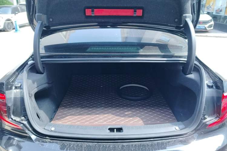 Used Volvo S90 2021 B5 Zhiyi Luxury Edition Trunk