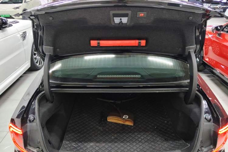 Used Volvo S90 2021 B5 Zhiyi Luxury Edition Trunk