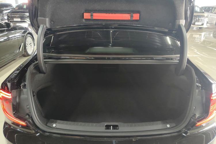 Used Volvo S90 2021 B5 Zhiyi Luxury Edition Trunk