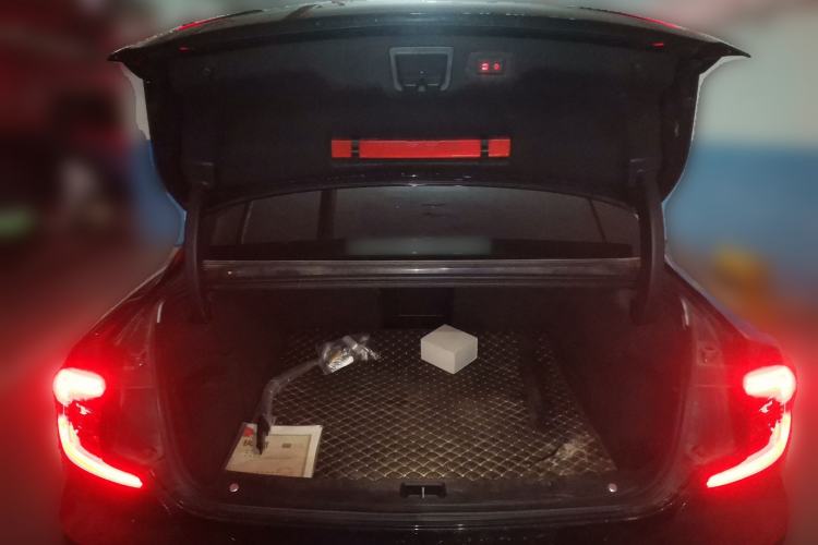 Used Volvo S90 2021 B5 Zhiyi Luxury Edition Trunk