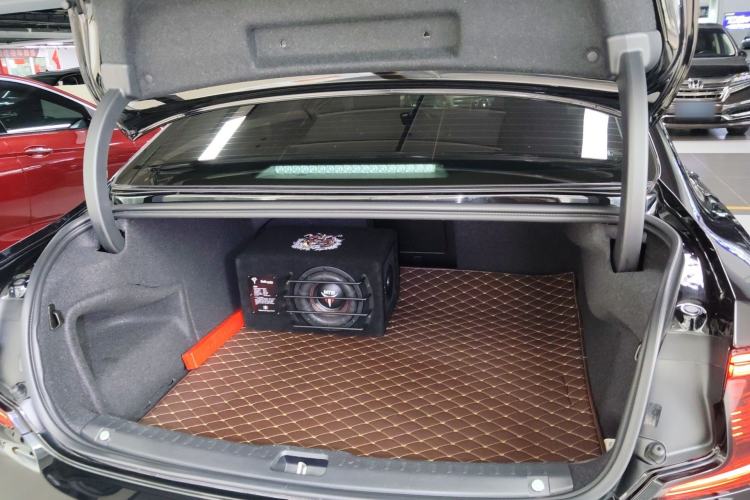 Used Volvo S90 2021 B5 Zhiyi Luxury Edition Trunk