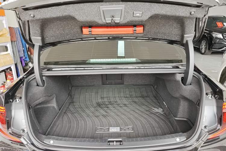 Used Volvo S90 2021 B5 Zhiyuan Luxury Edition Trunk