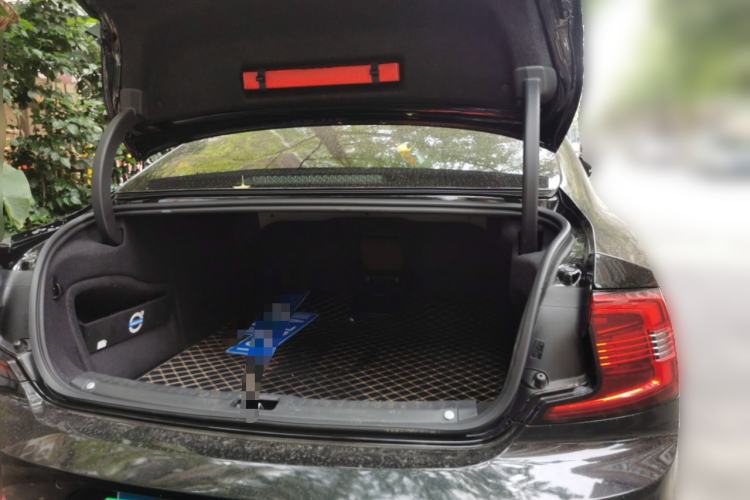 Used Volvo S90 2021 B5 Zhiyi Luxury Edition Trunk