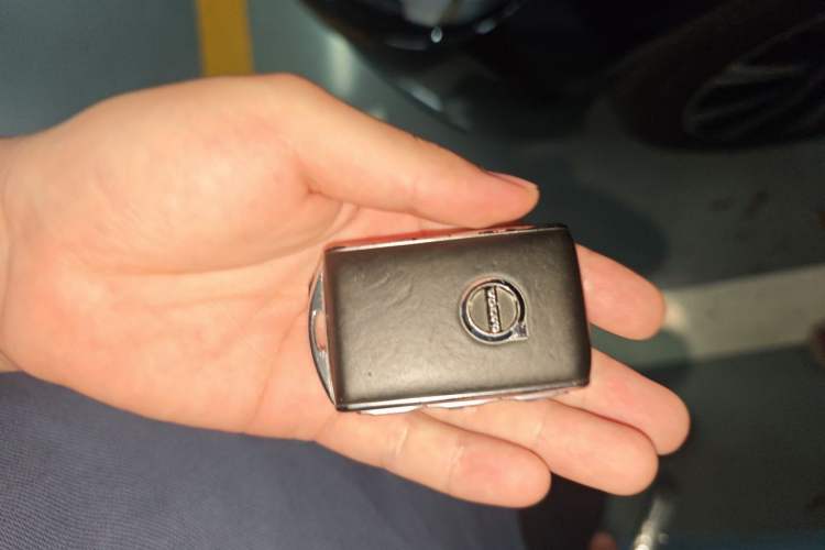 Used Volvo S90 2021 B5 Zhiyuan Luxury Edition Vehicle Key