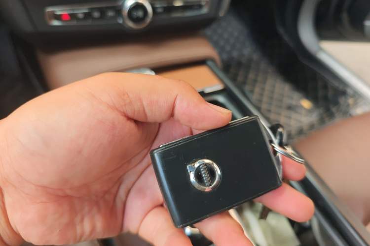 Used Volvo S90 2021 B5 Zhiyi Luxury Edition Vehicle Key