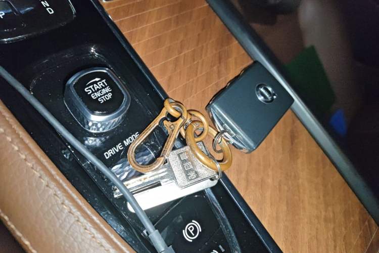 Used Volvo S90 2021 B5 Zhiyi Luxury Edition Vehicle Key
