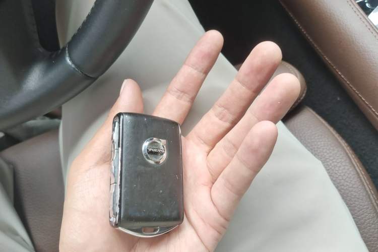 Used Volvo S90 2021 B5 Zhiyuan Luxury Edition Vehicle Key