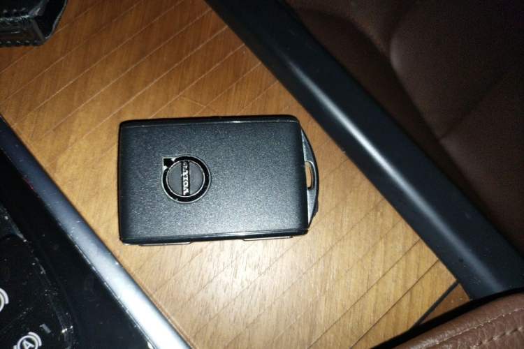 Used Volvo S90 2021 B5 Zhiyuan Luxury Edition Vehicle Key