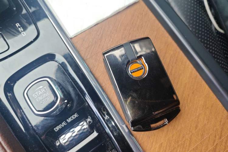 Used Volvo S90 2021 B5 Zhiyi Luxury Edition Vehicle Key