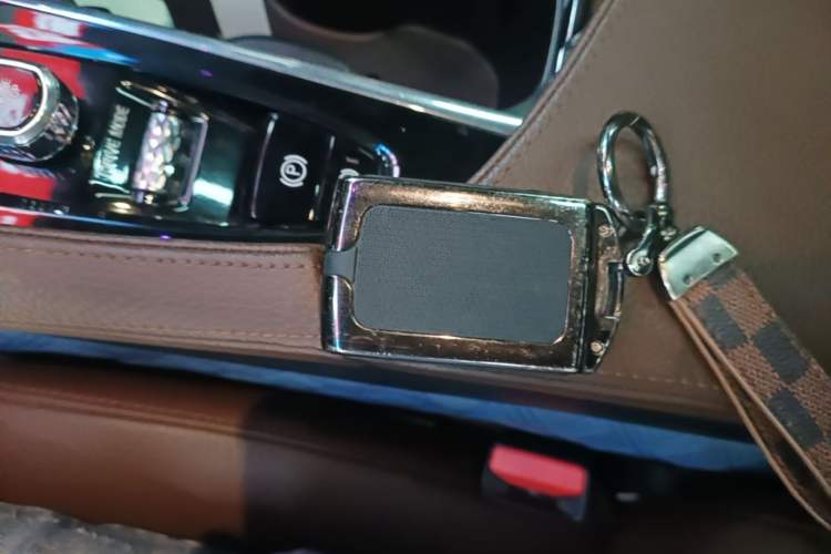 Used Volvo S90 2021 B5 Zhiyuan Luxury Edition Vehicle Key