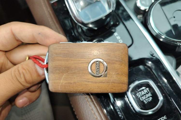Used Volvo S90 2021 B5 Zhiyuan Luxury Edition Vehicle Key