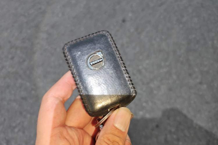 Used Volvo S90 2021 B5 Zhiyuan Luxury Edition Vehicle Key