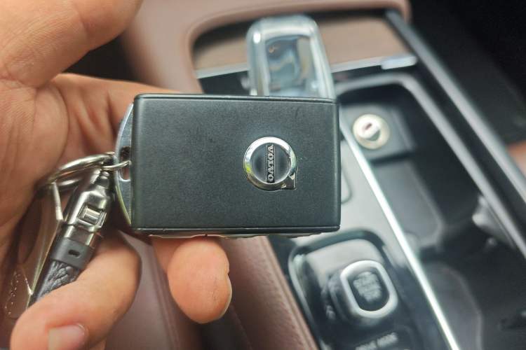 Used Volvo S90 2021 B5 Zhiyuan Luxury Edition Vehicle Key
