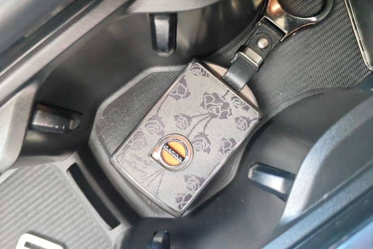 Used Volvo S90 2021 B5 Zhiyuan Luxury Edition Vehicle Key