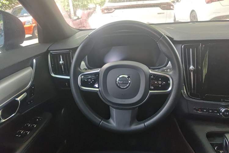 Used Volvo S90 2021 B5 Zhiyi Sport Edition Steering Wheel