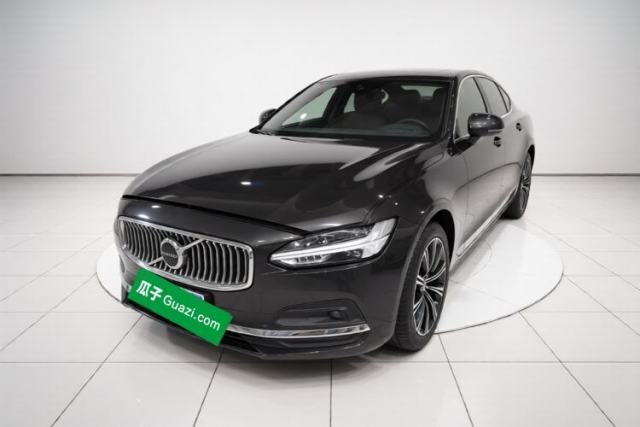 Ojetý Volvo S90 2021 B5 Zhiyi Luxury Edition