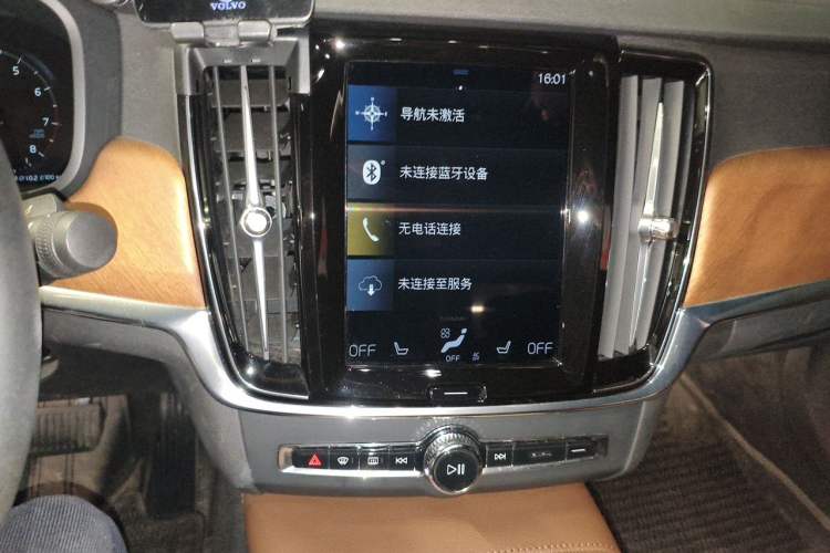 Used Volvo S90 2021 B5 Zhiyi Luxury Edition Audio And AC Panel