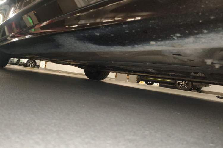 Used Volvo S90 2021 B5 Zhiyi Luxury Edition Chassis Front Right
