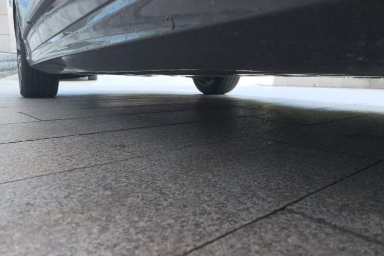 Used Volvo S90 2021 B5 Zhiyi Luxury Edition Chassis Front Right