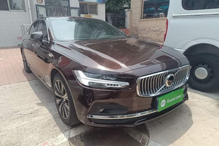 Used Volvo S90 2021 B5 Zhiyuan Luxury Edition Front Right 45 Deg