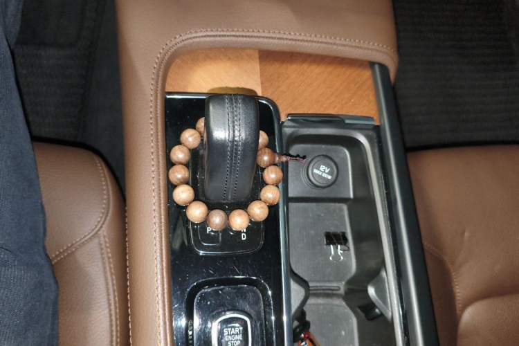 Used Volvo S90 2021 B5 Zhiyi Luxury Edition Gear Lever