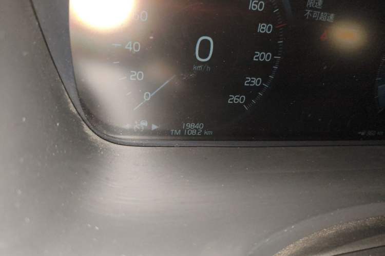 Used Volvo S90 2021 B5 Zhiyi Luxury Edition Odometer Close Up