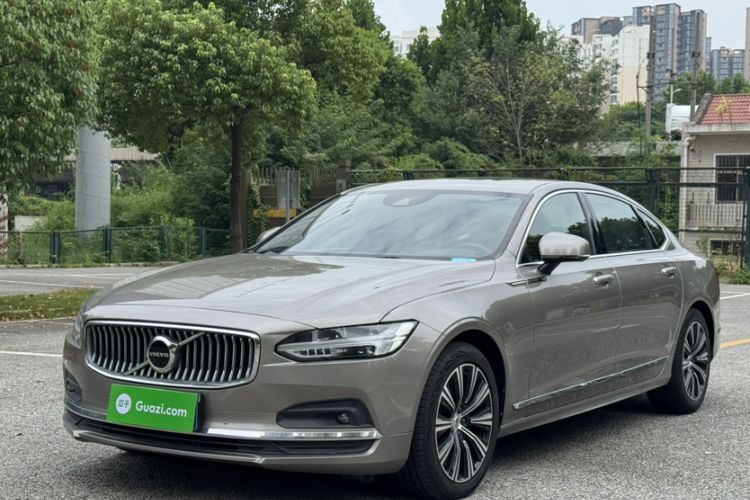 Used Volvo S90 2021 B5 Zhiyuan Luxury Edition Guazi used car, China used car export, Used car for sale, Used  cars, Cheapest cars for sale