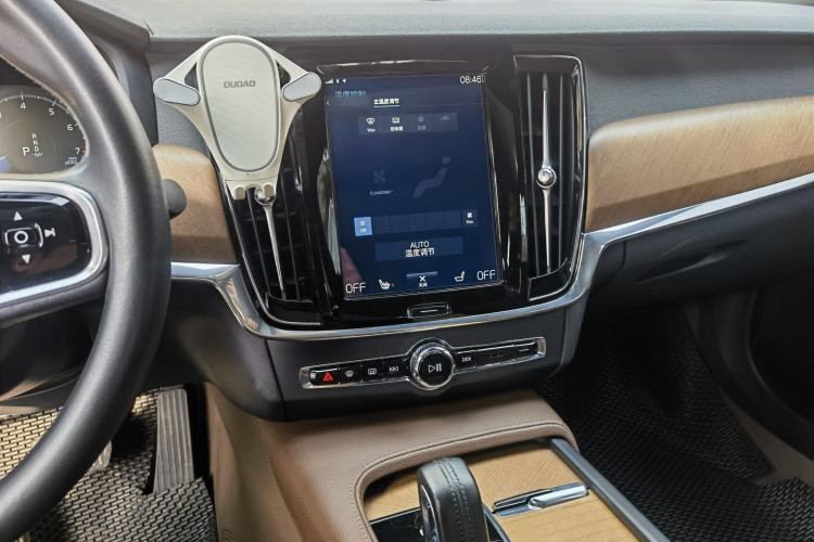 Used Volvo S90 2021 B5 Zhiyi Luxury Edition Audio And AC Panel