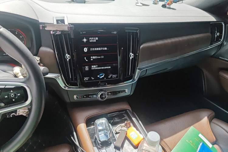 Used Volvo S90 2021 B5 Luxury Smart Edition Audio And AC Panel