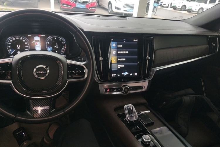 Used Volvo S90 2021 B5 Zhiyuan Luxury Edition Center Console