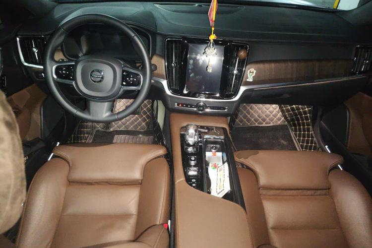 Used Volvo S90 2021 B5 Zhiyuan Luxury Edition Center Console