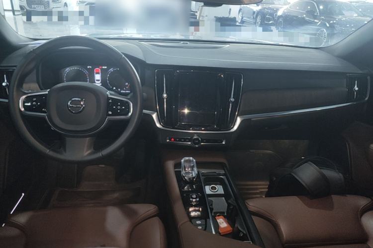 Used Volvo S90 2021 B5 Zhiyuan Luxury Edition Center Console