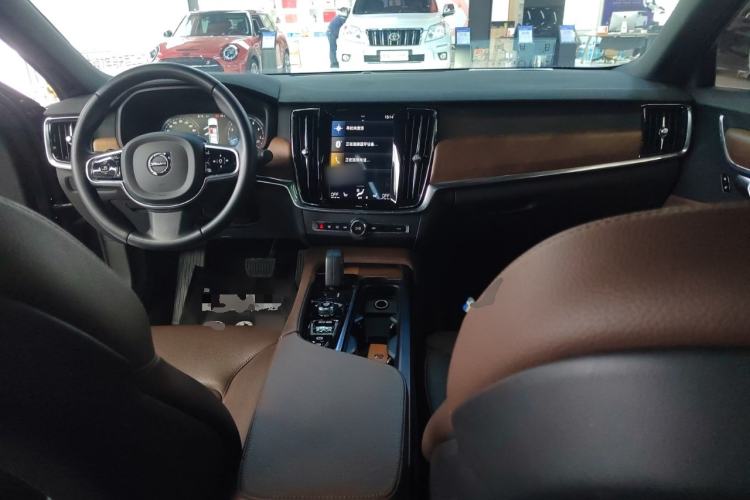 Used Volvo S90 2021 B5 Zhiyi Luxury Edition Center Console