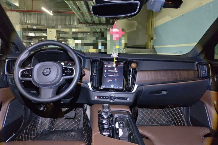 Used Volvo S90 2021 B5 Zhiyuan Luxury Edition Center Console
