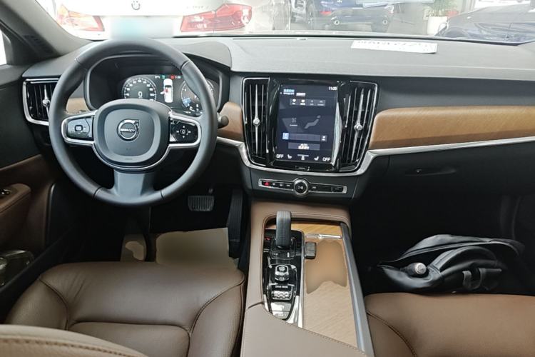 Used Volvo S90 2021 B5 Zhiyi Luxury Edition Center Console