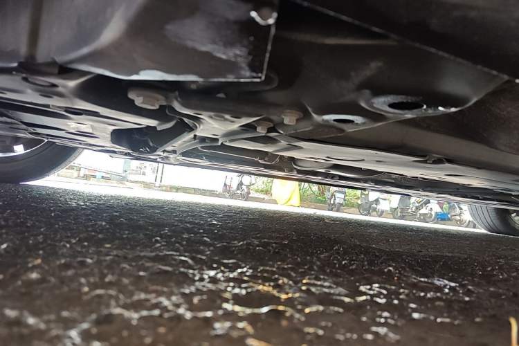 Used Volvo S90 2021 B5 Zhiyuan Luxury Edition Chassis Front Left
