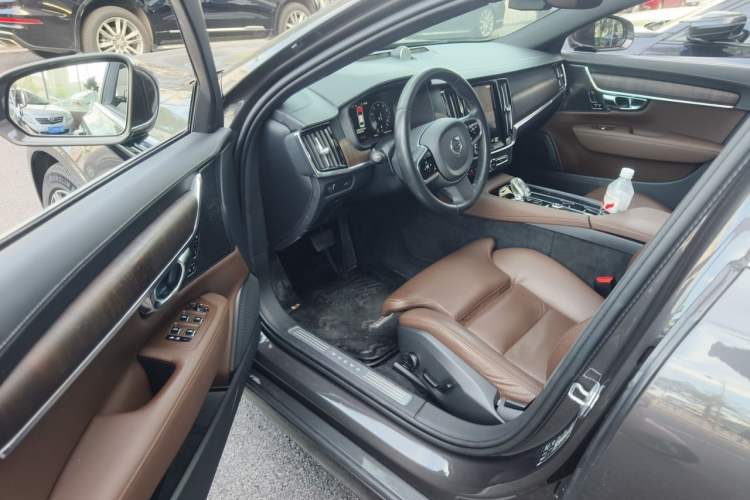 Used Volvo S90 2021 B5 Zhiyi Luxury Edition Driver Seat