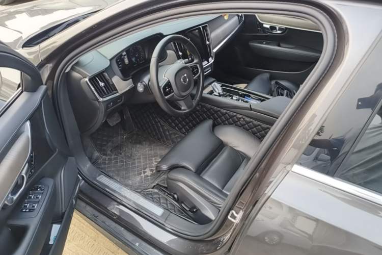 Used Volvo S90 2021 B5 Zhiyuan Luxury Edition Driver Seat